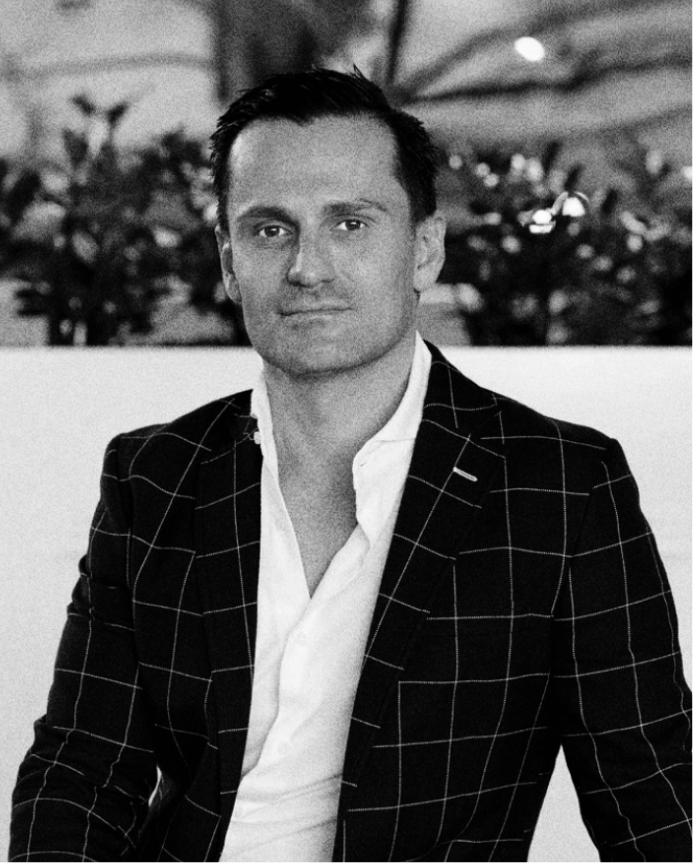 Photo portraying Paul Tsalikis in black and white